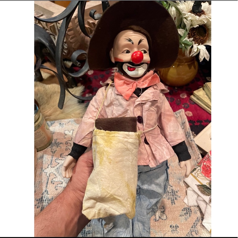 Clown - image 3